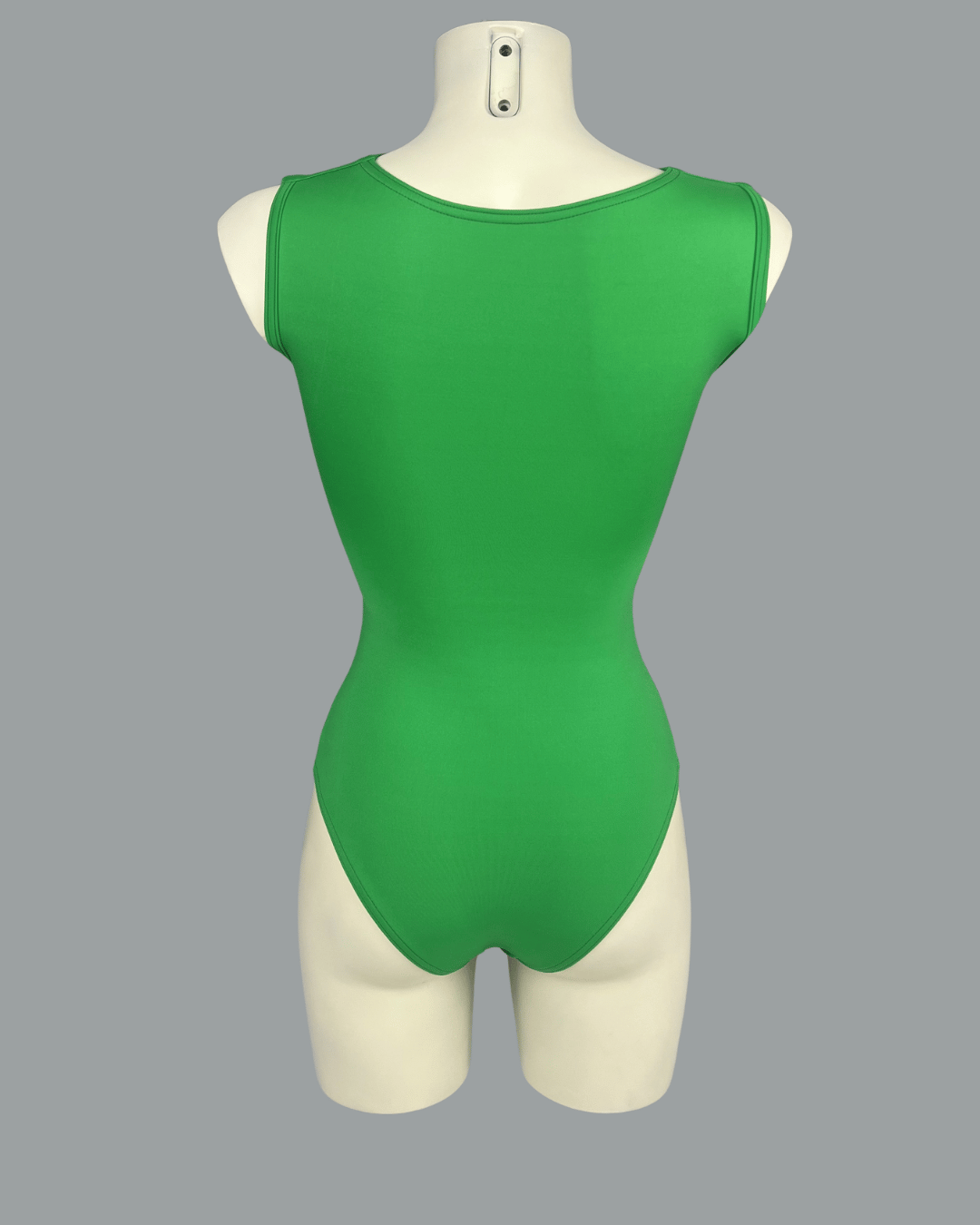Dressz 018 — hátul